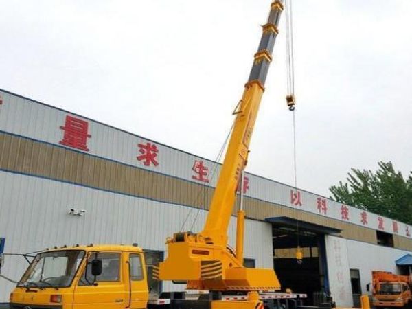 竞秀区吊车租赁_吊车出租型号齐全
